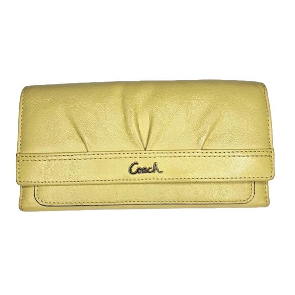 VTG Coach Trifold Soho Lime Green Wallet Leather Soft Pleated Y2K RARE - Picture 1 of 14